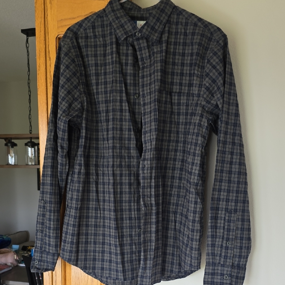 Lot of 3 - Old Navy Men's Long Sleeve Button Down Shirts